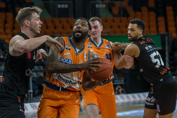 斯的动态 斯的动态